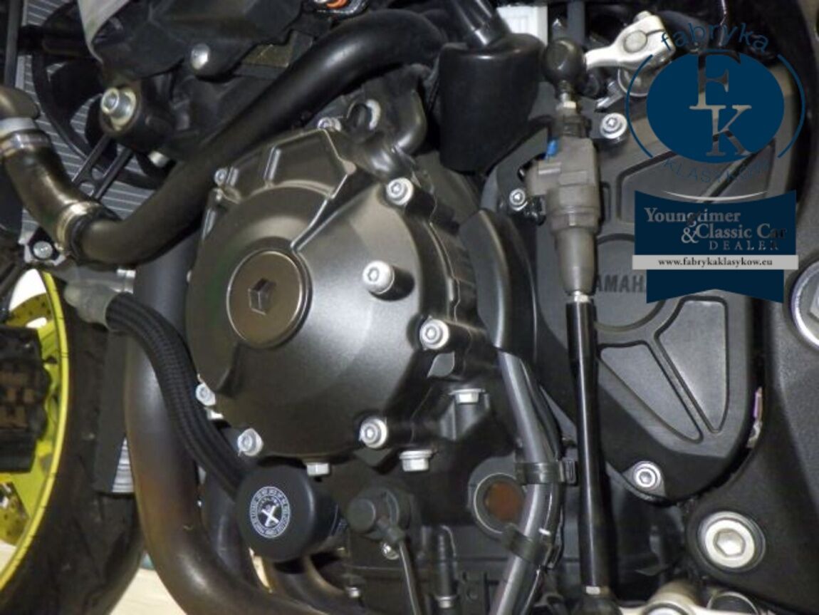 YAMAHA MT-10 2017 - zdjęcie 14