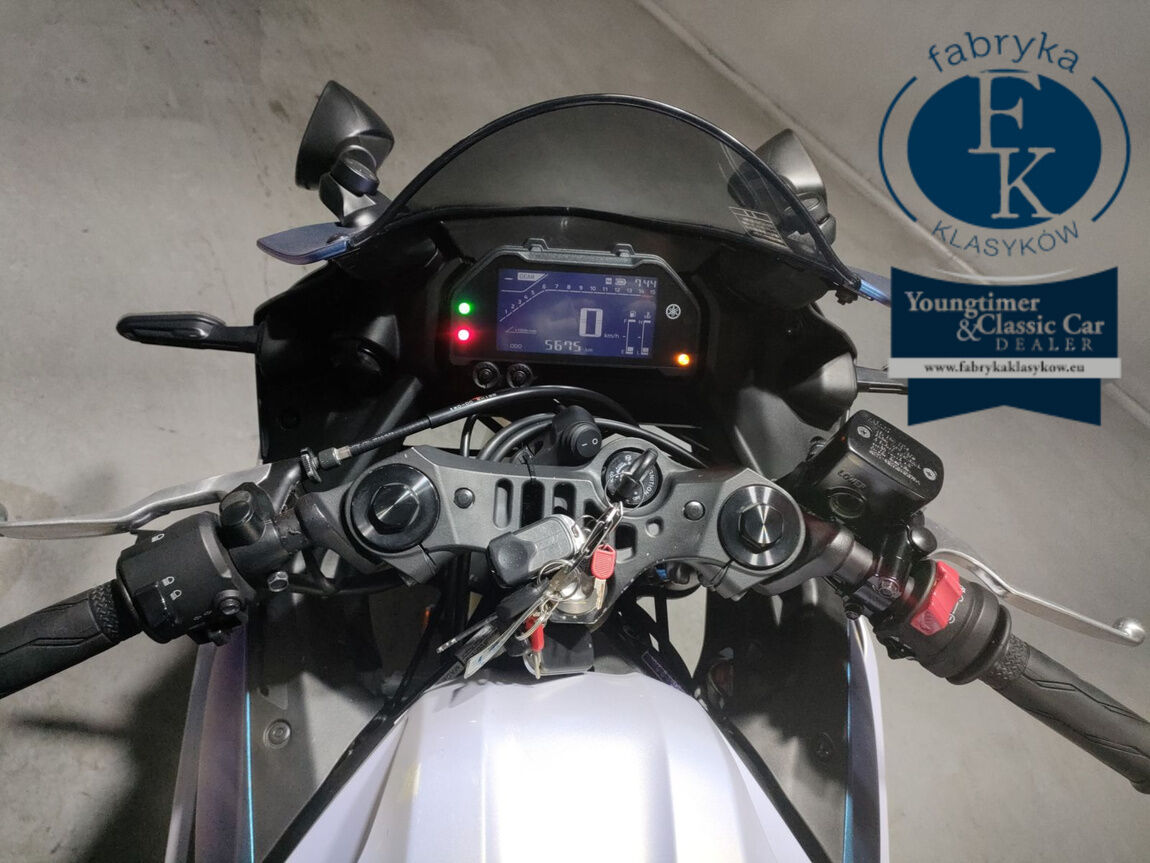 YAMAHA YZF-R25 - zdjęcie 6