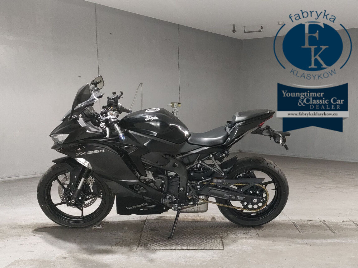 KAWASAKI NINJA ZX-25R  - zdjęcie 3