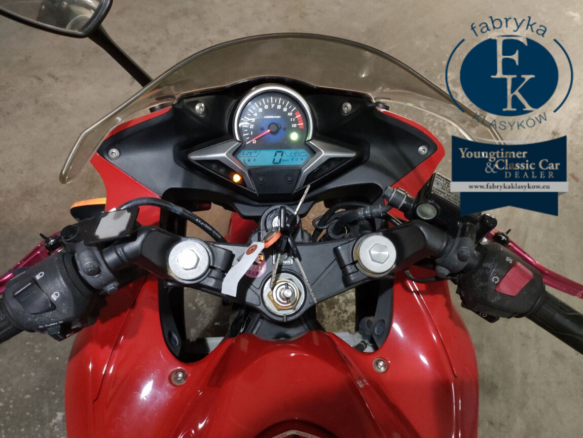 HONDA CBR250R  - zdjęcie 6