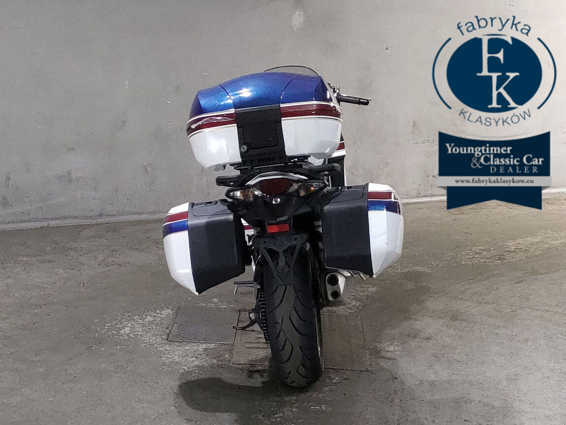 HONDA VFR800F 2018 - zdjęcie 5