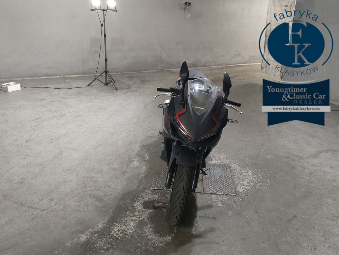 HONDA CBR400R 2020 - zdjęcie 4
