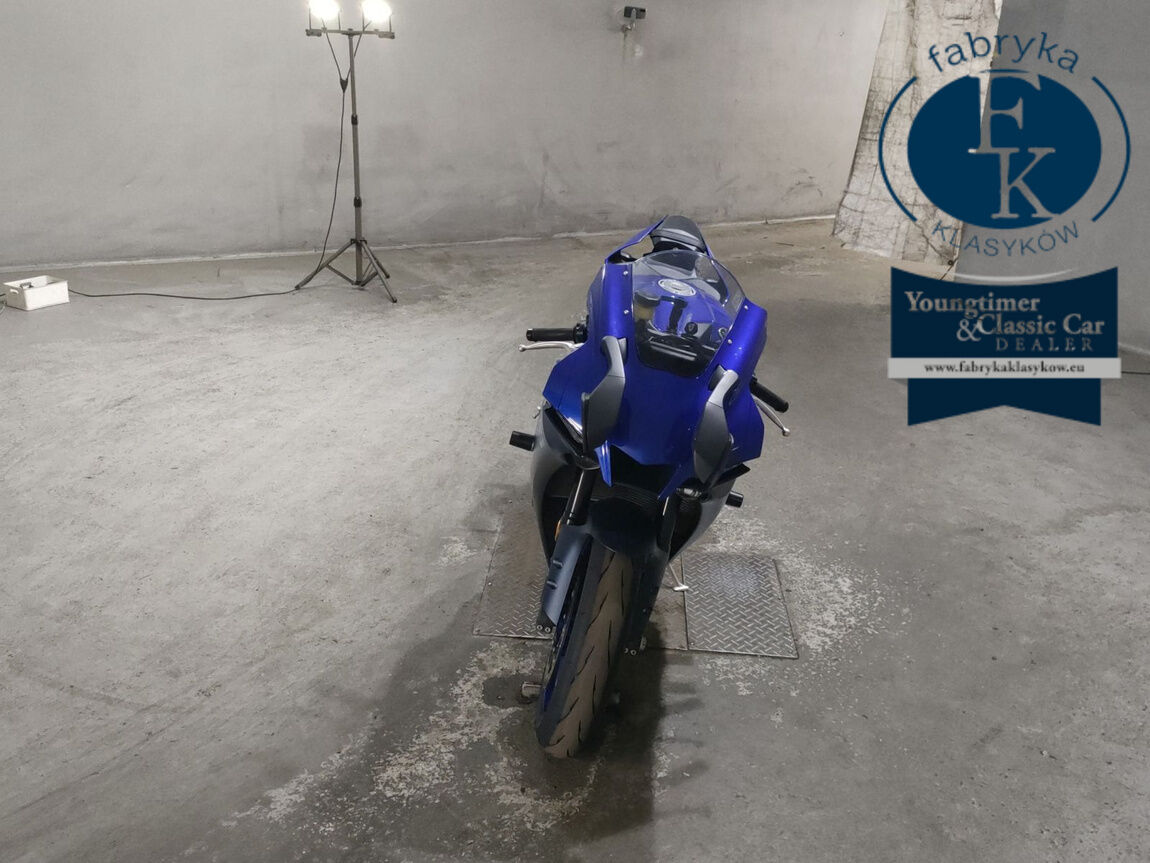YAMAHA YZF-R1 2023 - zdjęcie 4