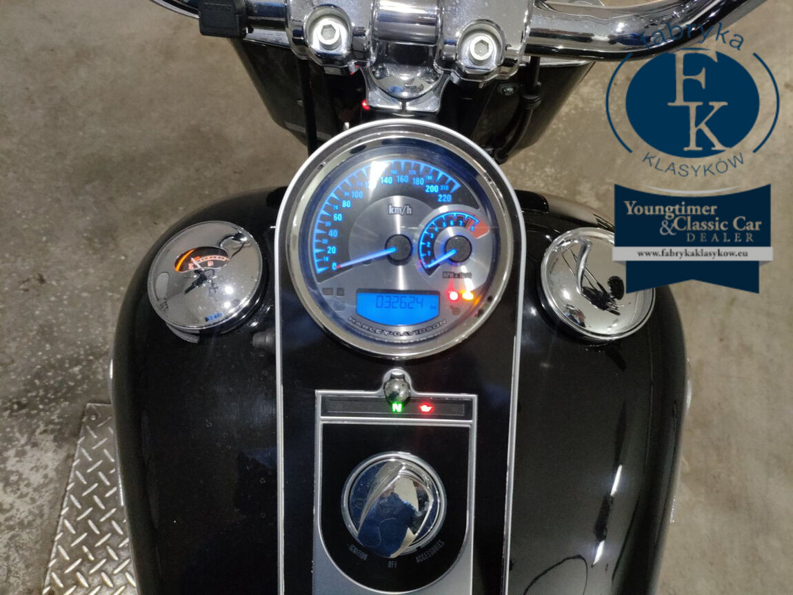 HARLEY-DAVIDSON FLSTFB1580 2010 - zdjęcie 6