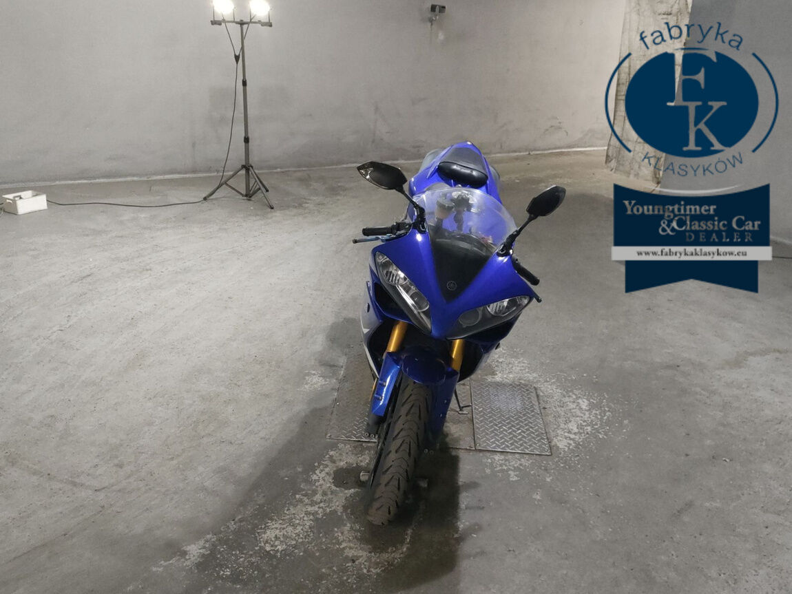 YAMAHA YZF-R1 2010 - zdjęcie 4
