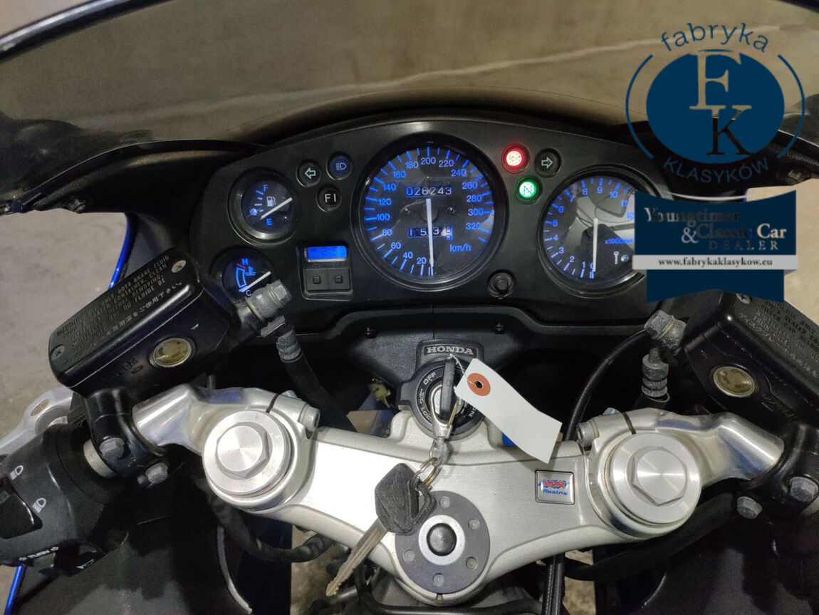 HONDA CBR1100XX 2000 - zdjęcie 6