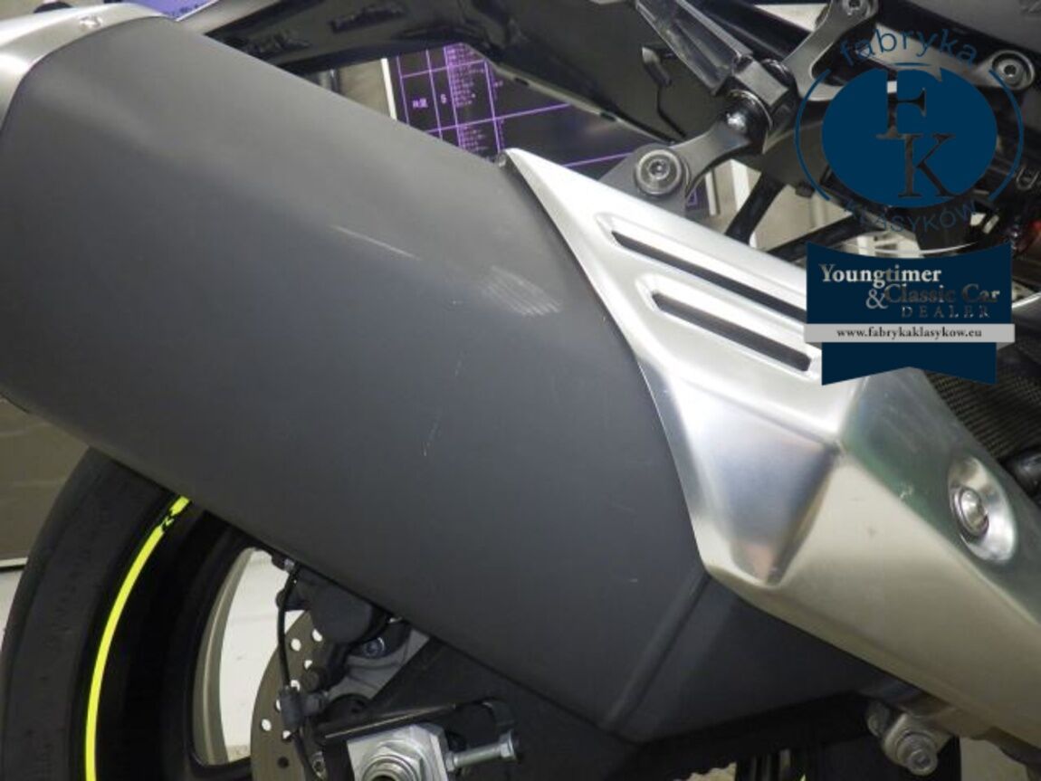 SUZUKI GSX-R1000RA 2022 - zdjęcie 15