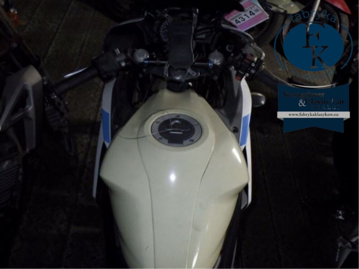 YAMAHA YZF-R25  - zdjęcie 16