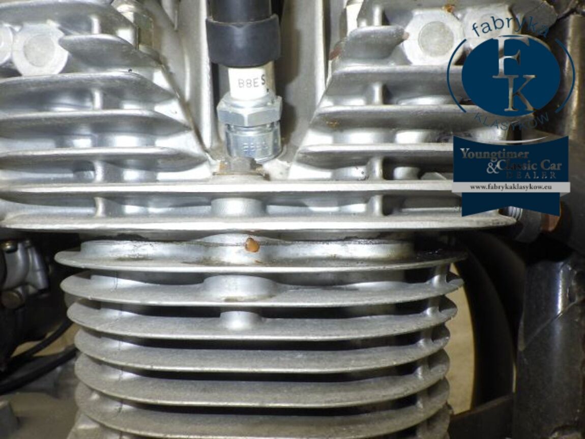 SUZUKI GS750 2022 - zdjęcie 12
