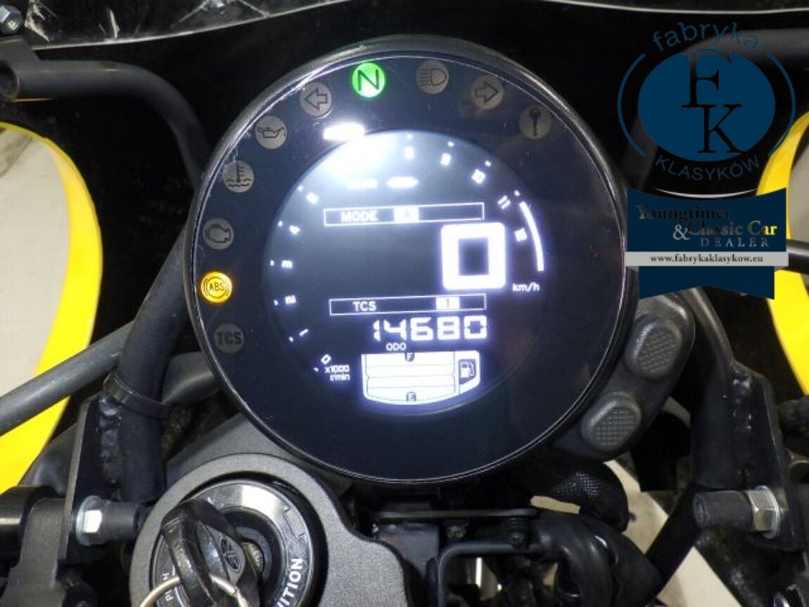 YAMAHA XSR900 2017 - zdjęcie 13