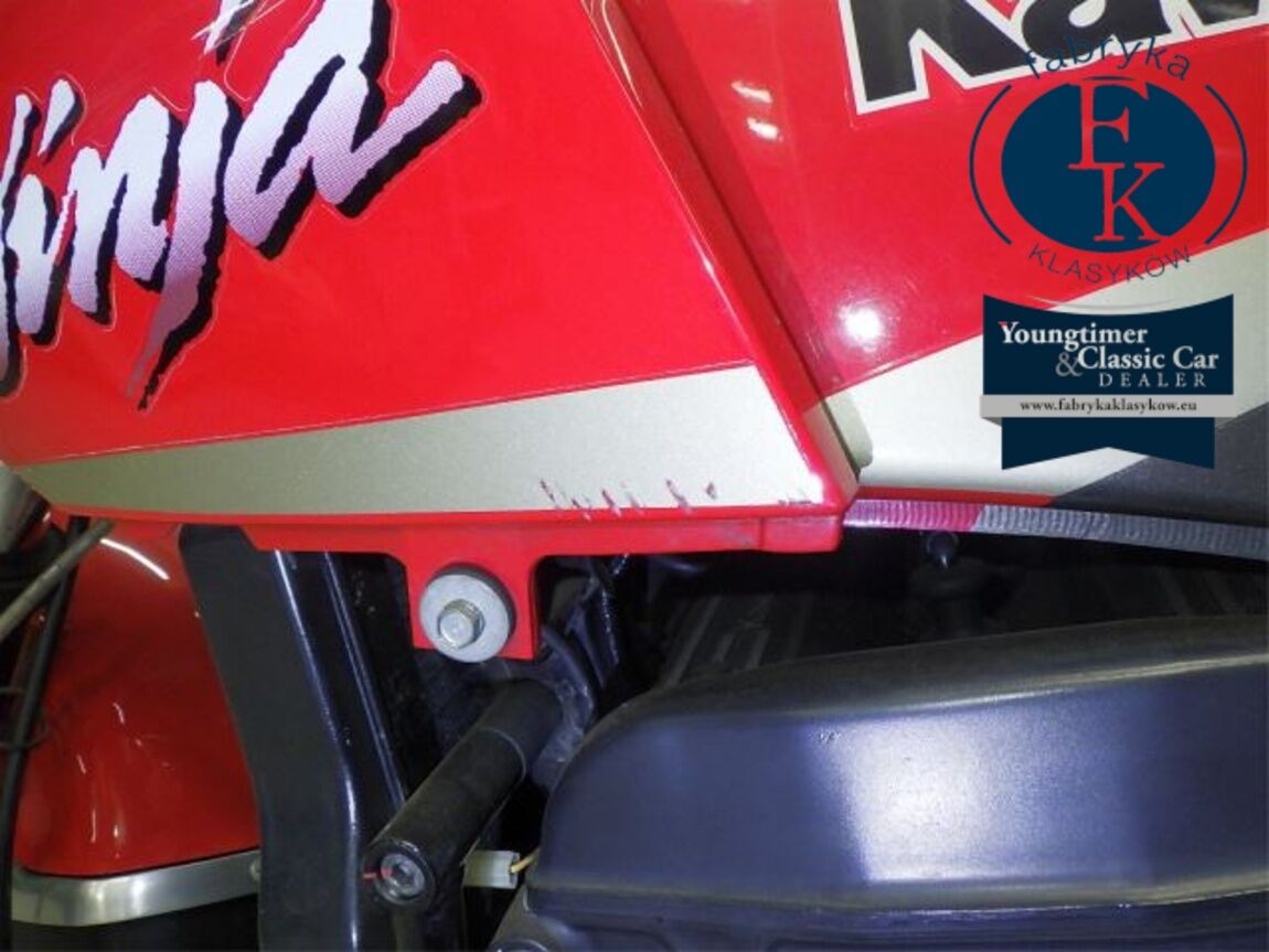 KAWASAKI GPZ900R 2000 - zdjęcie 18