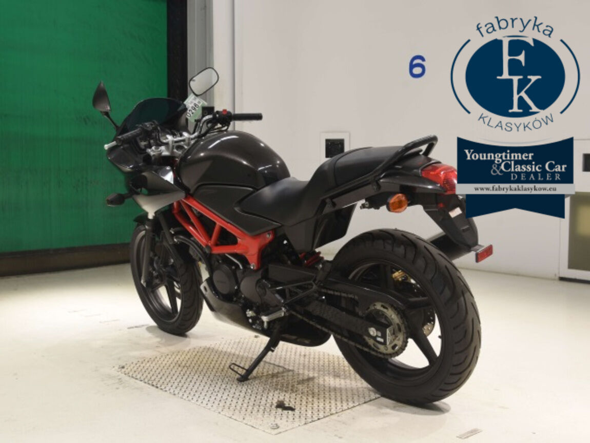 HONDA VTR-F250 - zdjęcie 7