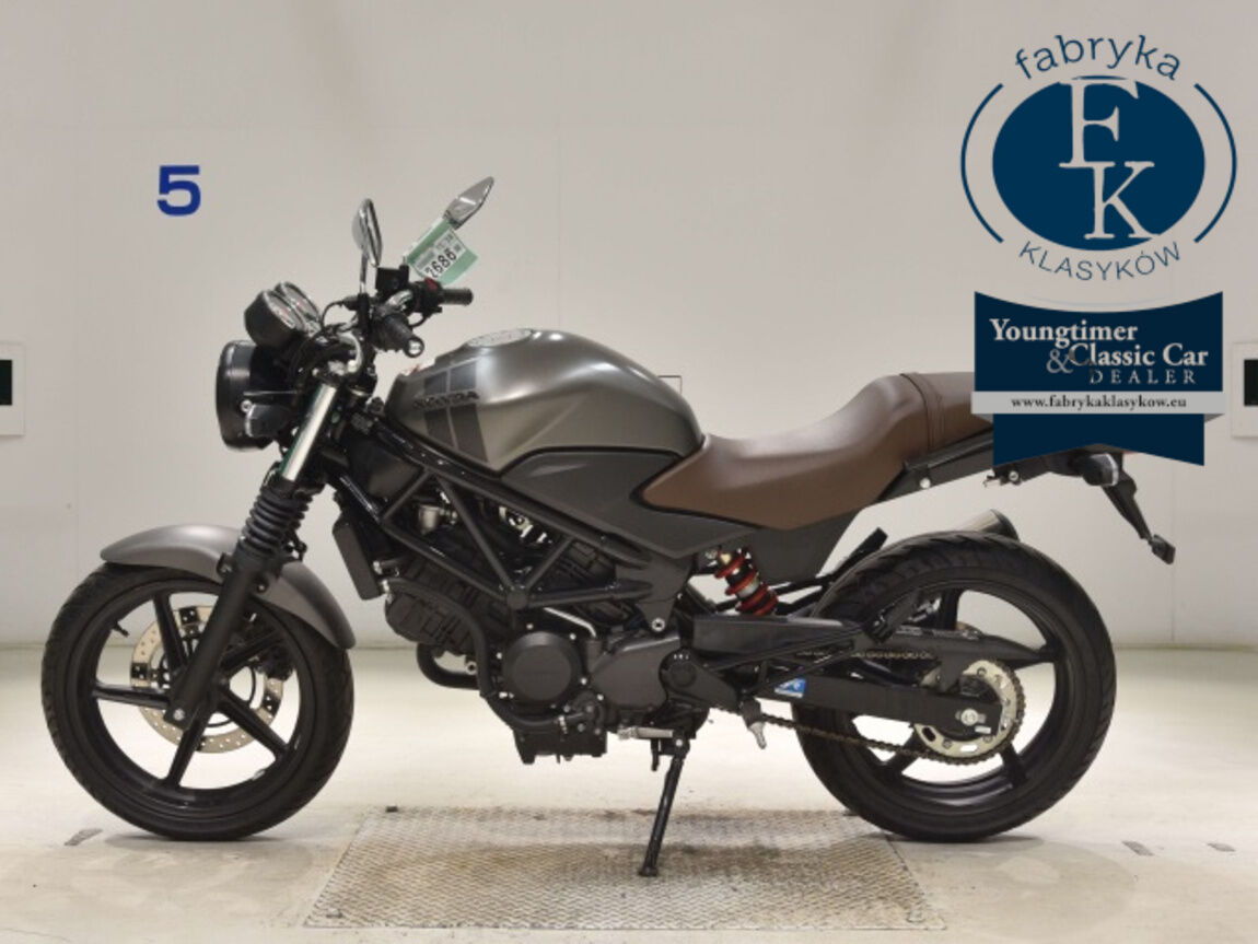 HONDA VTR250-2SE - zdjęcie 3