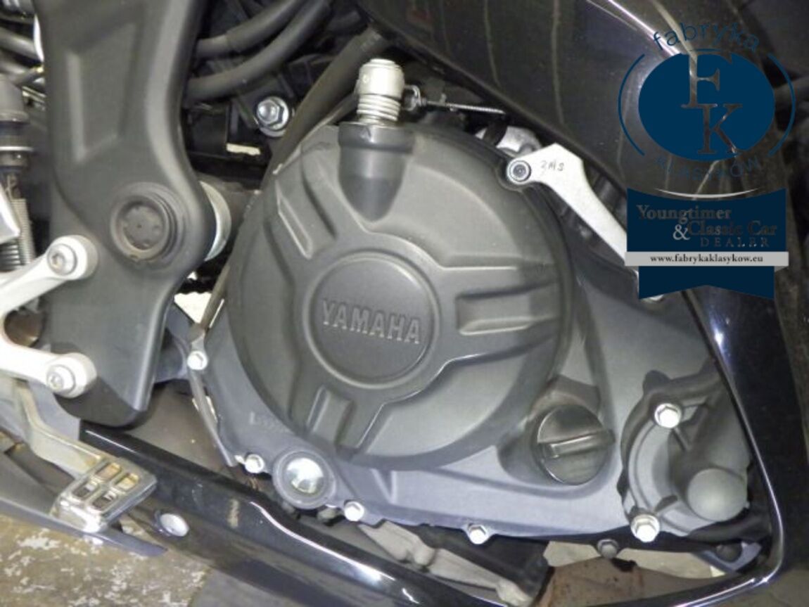 YAMAHA YZF-R3 2016 - zdjęcie 11