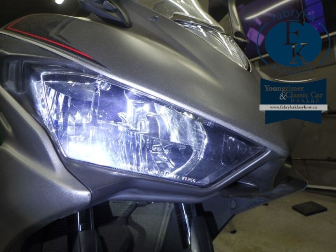 YAMAHA YZF-R3 2016 - zdjęcie 15