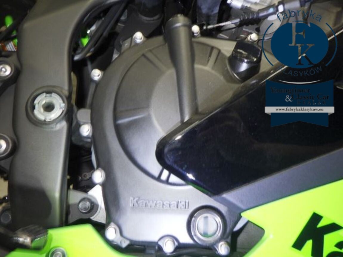 KAWASAKI ZX-4RR 2023 - zdjęcie 11