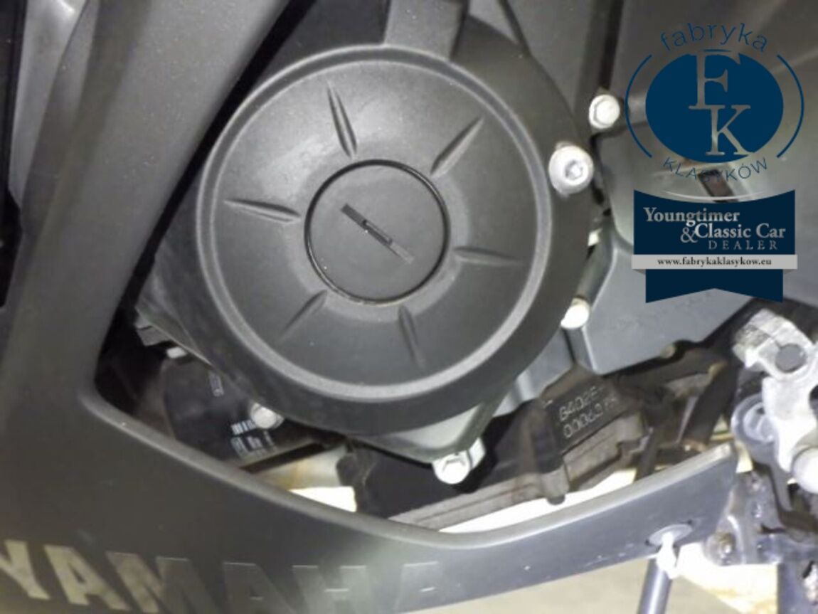 YAMAHA YZF-R25  - zdjęcie 11