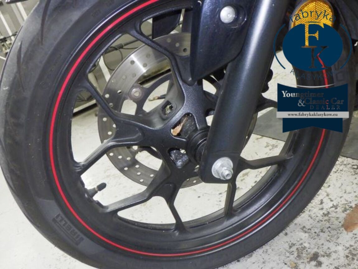 YAMAHA YZF-R25  - zdjęcie 24