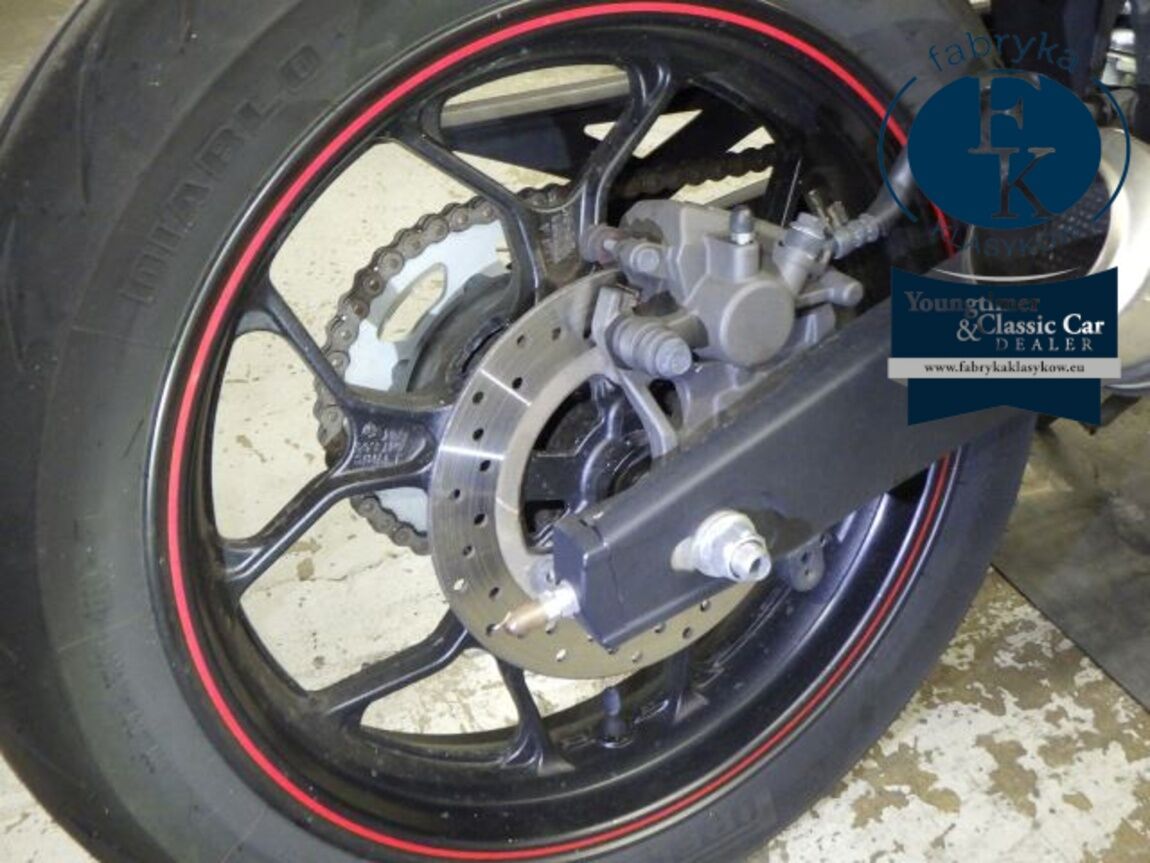 YAMAHA YZF-R25  - zdjęcie 26