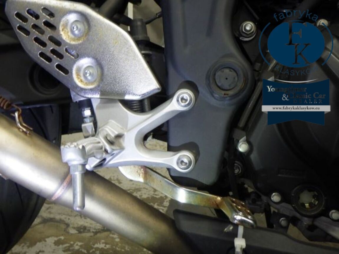 YAMAHA YZF-R25  - zdjęcie 29