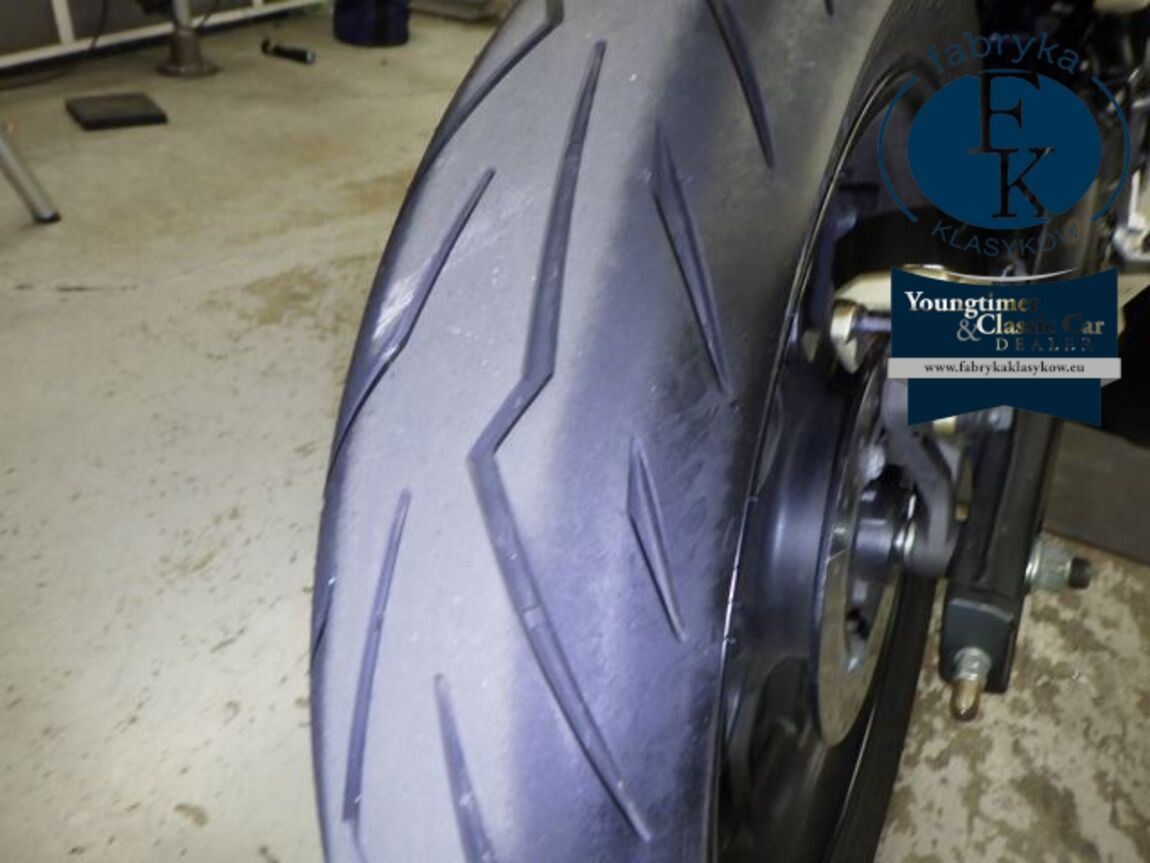YAMAHA YZF-R25  - zdjęcie 25