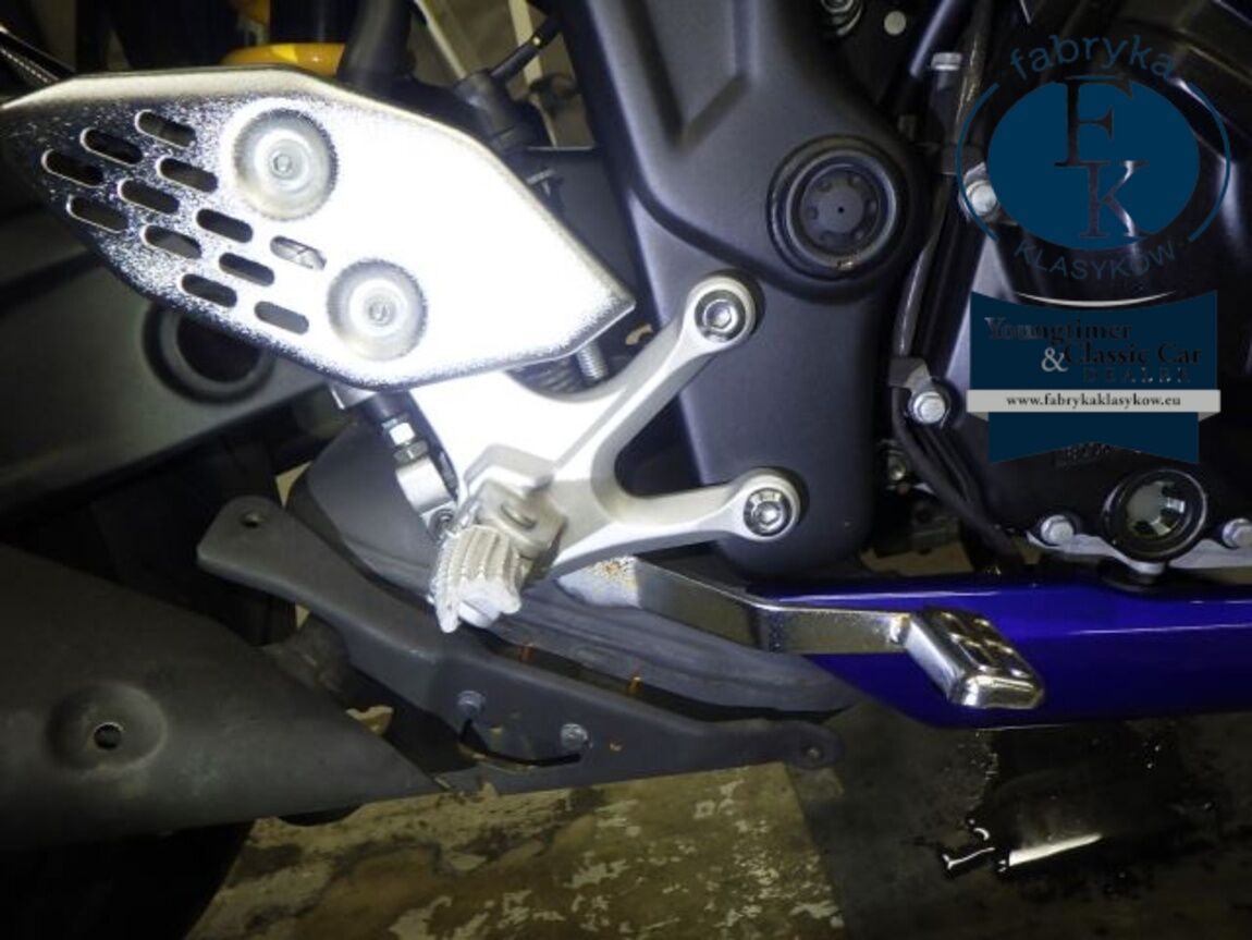 YAMAHA YZF-R25  - zdjęcie 30
