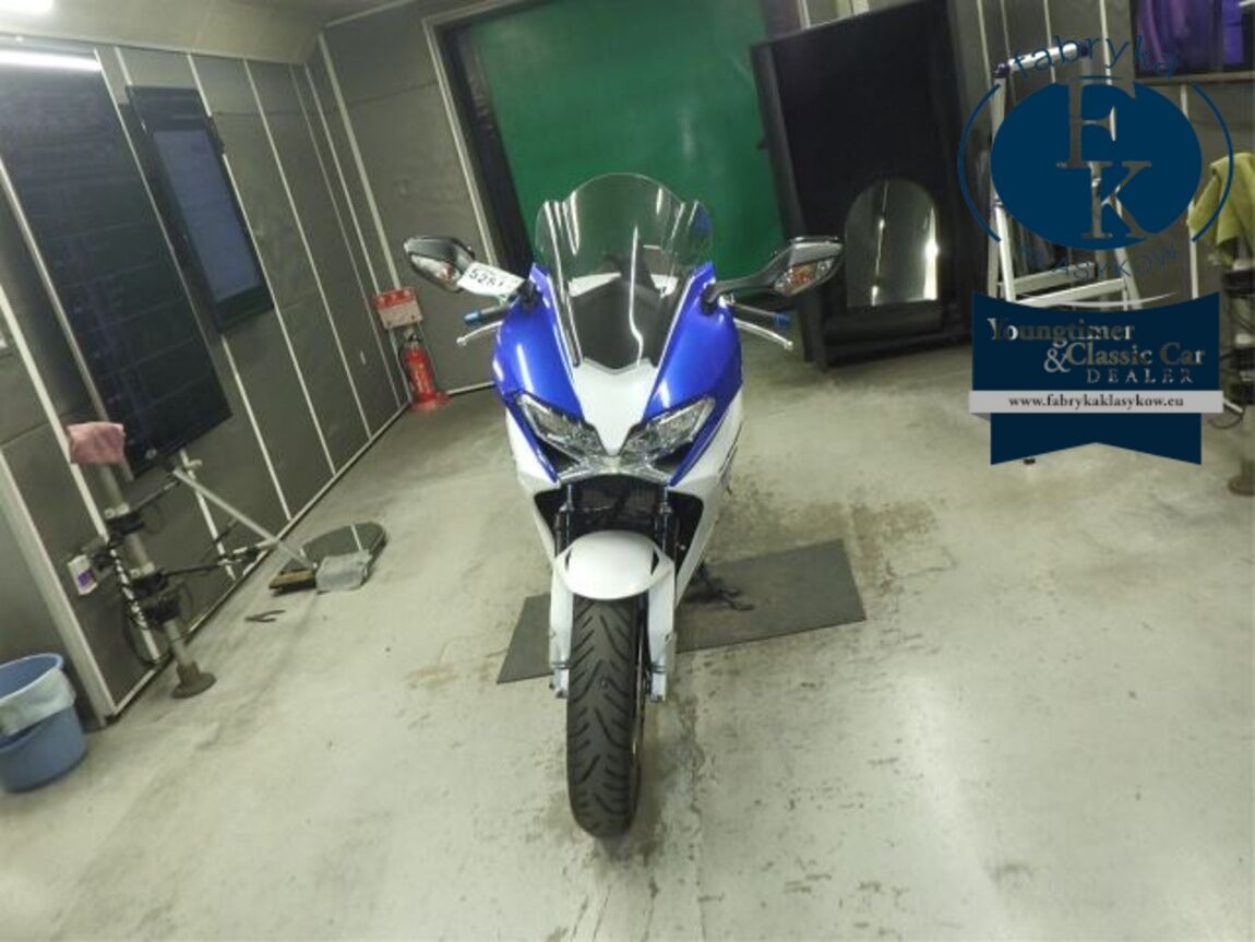 HONDA VFR800F 2015 - zdjęcie 21