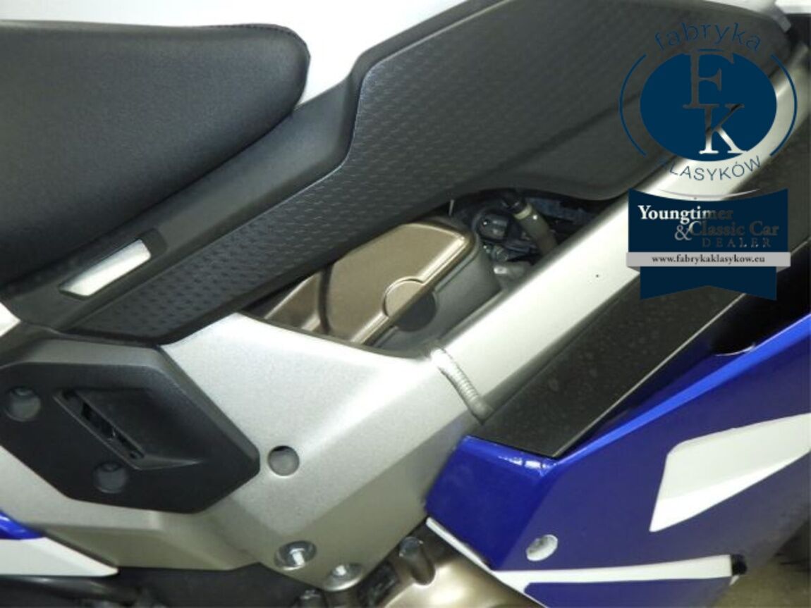 HONDA VFR800F 2015 - zdjęcie 31