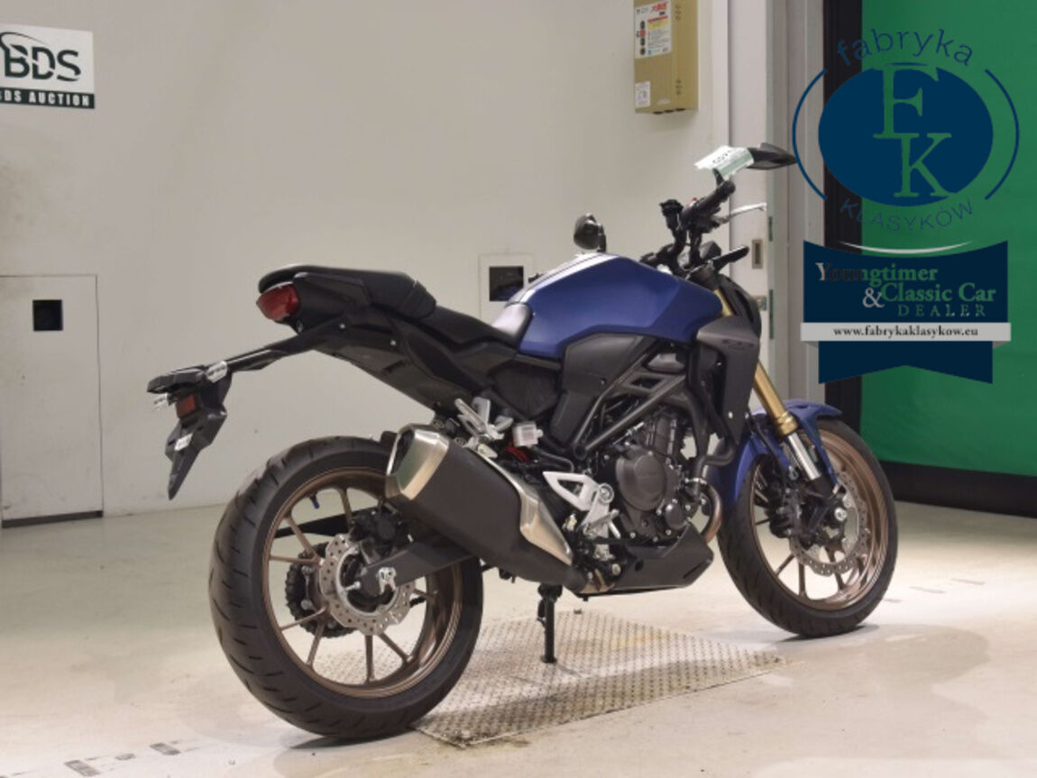 HONDA CB250R  - zdjęcie 6