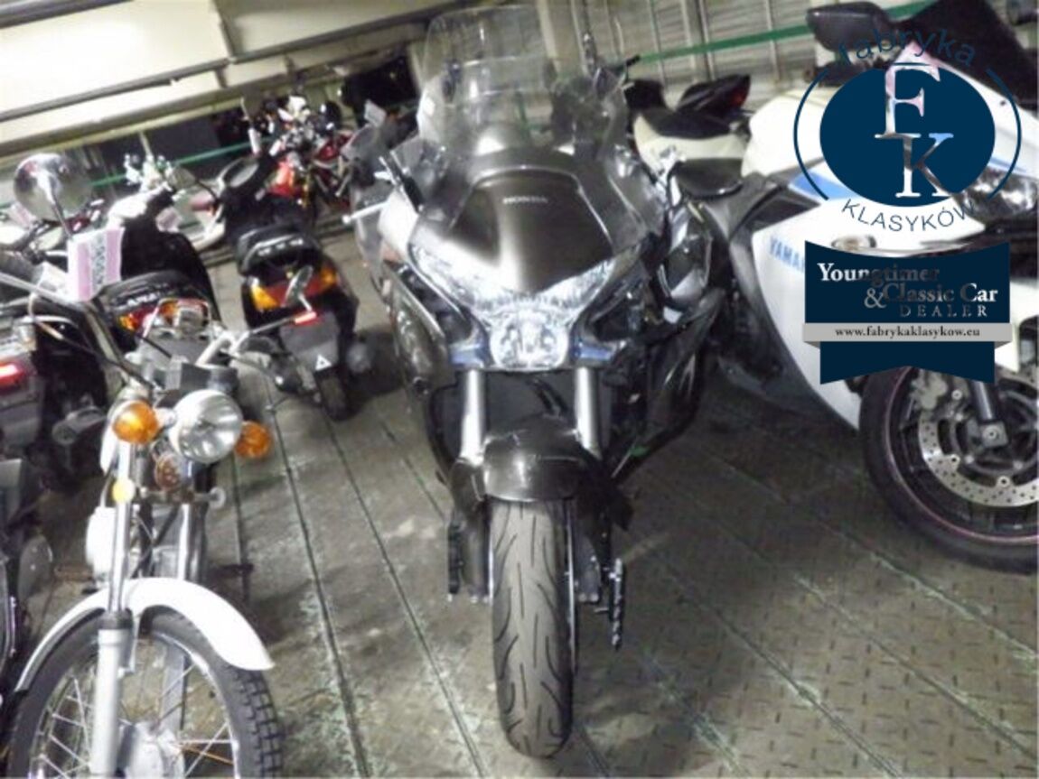 HONDA VFR1200F 2012 - zdjęcie 19
