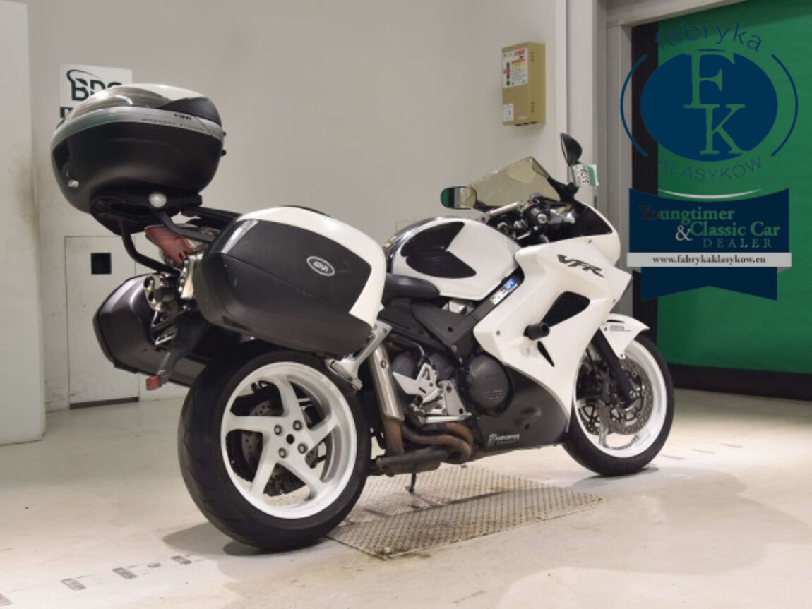 HONDA VFR800 ABS 2009 - zdjęcie 6