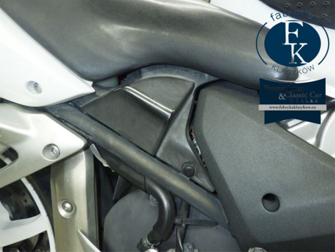 HONDA VFR800 ABS 2009 - zdjęcie 30