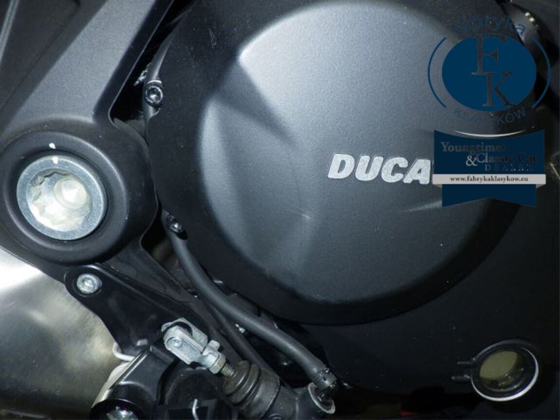 DUCATI DIAVEL 1260S 2022 - zdjęcie 9