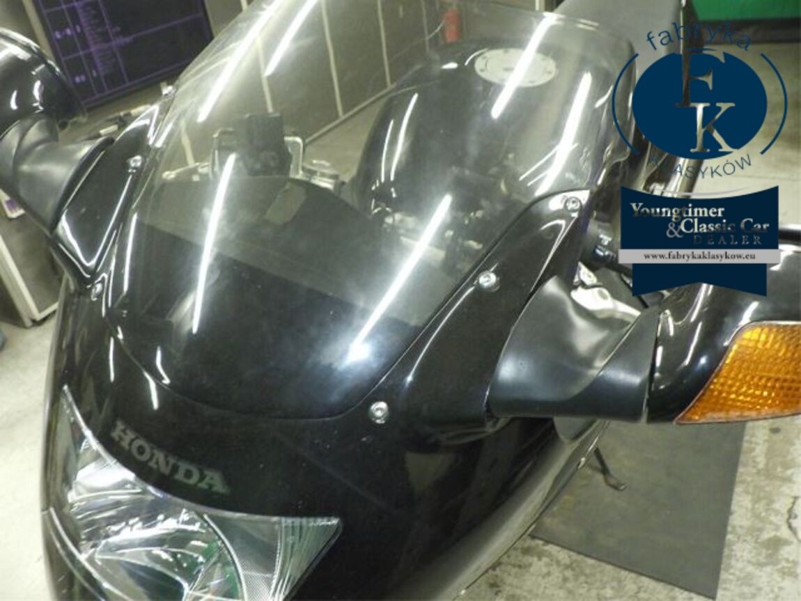 HONDA CBR1100XX 1997 - zdjęcie 19