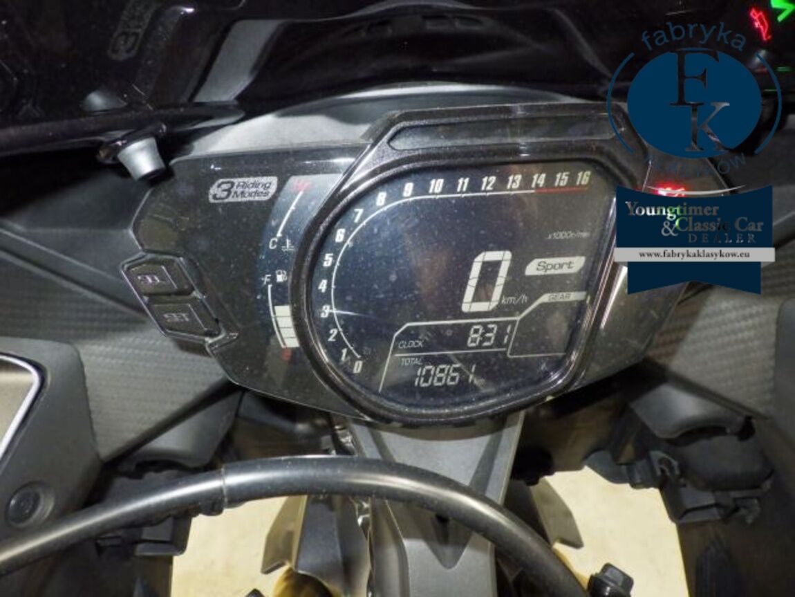 HONDA CBR250RR-2A - zdjęcie 13
