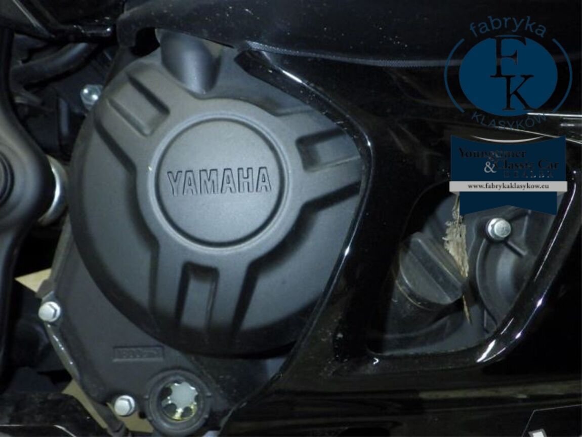 YAMAHA YZF-R3 2021 - zdjęcie 11