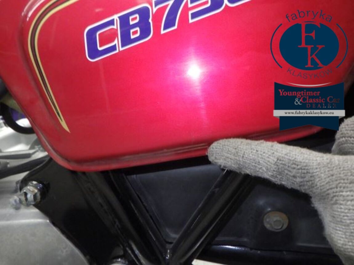 HONDA CB750 1981 - zdjęcie 20