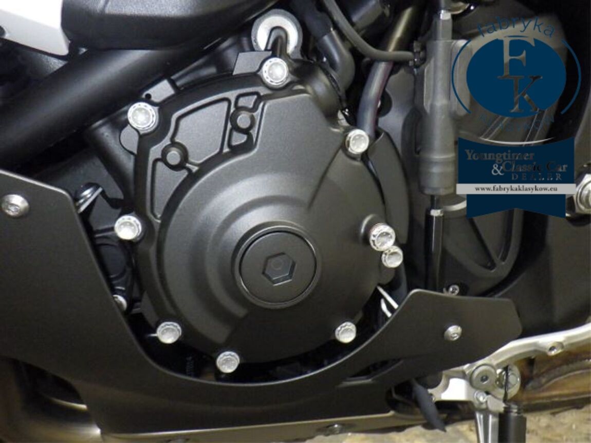 YAMAHA YZF-R1 2026 - zdjęcie 11