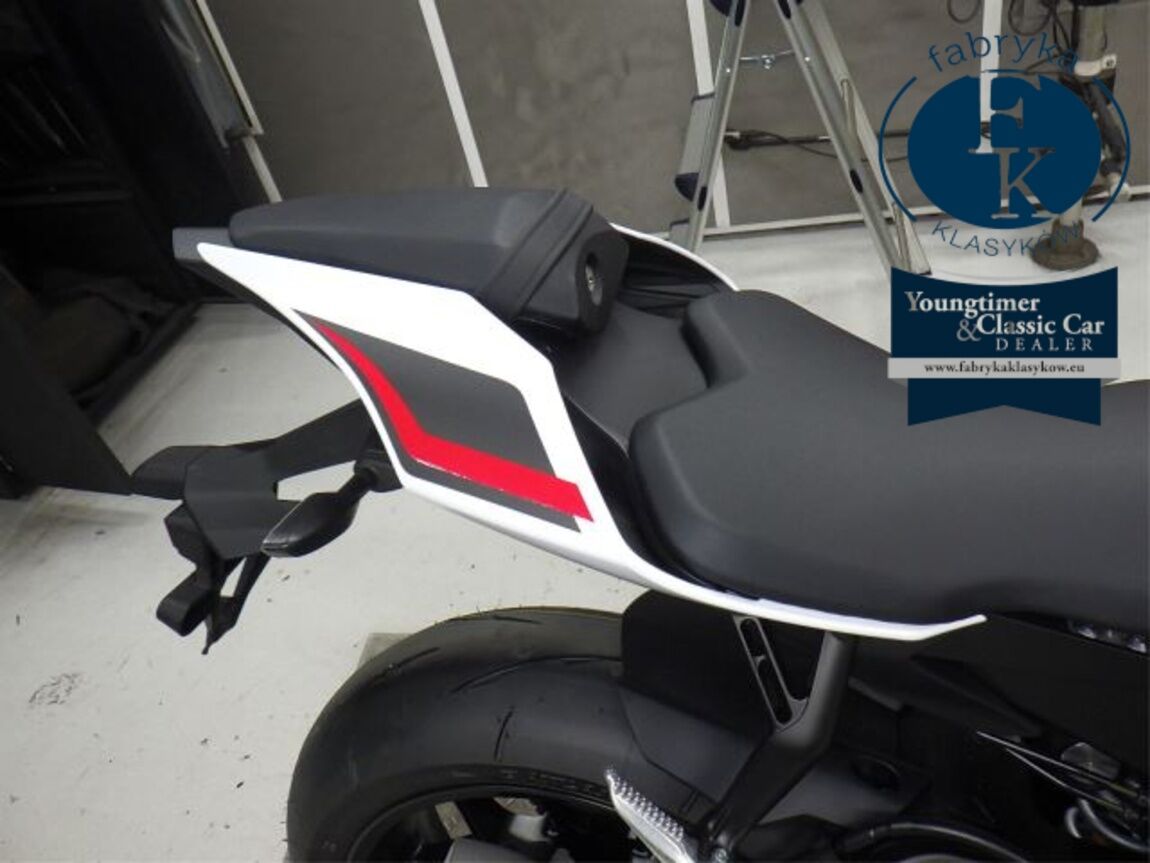 YAMAHA YZF-R1 2026 - zdjęcie 19