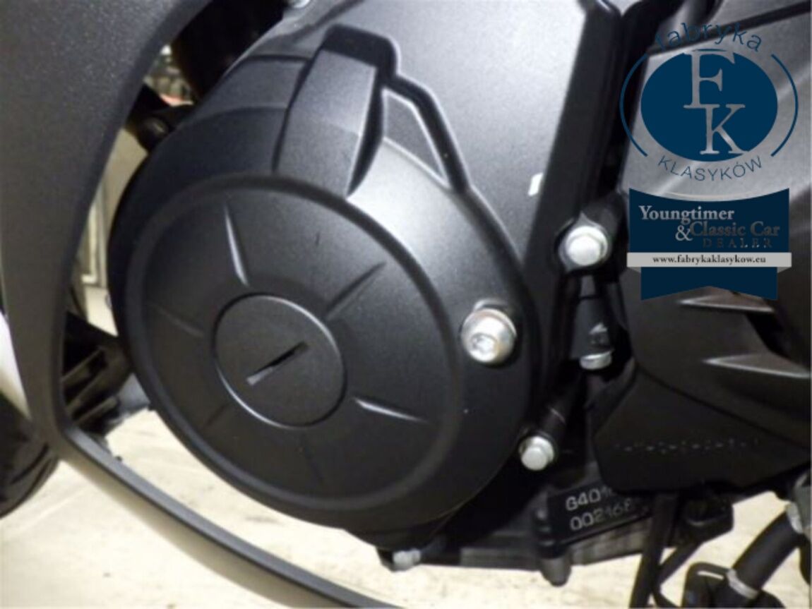 YAMAHA YZF-R25A  - zdjęcie 9