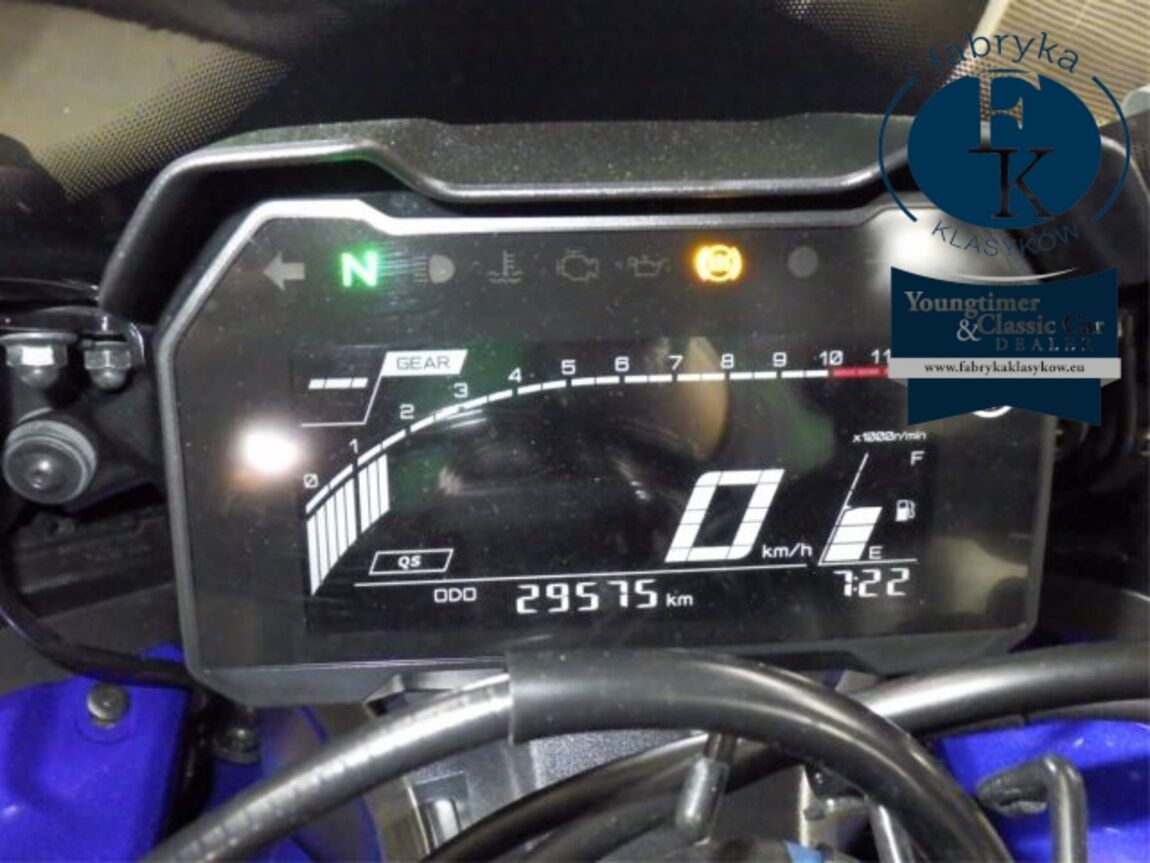 YAMAHA YZF-R7-2 2022 - zdjęcie 16
