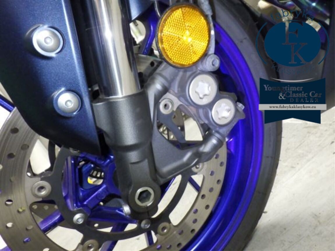 YAMAHA YZF-R7-2 2022 - zdjęcie 25
