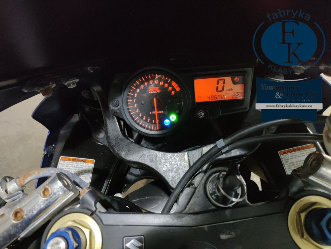SUZUKI GSX-R600 2004 - zdjęcie 6