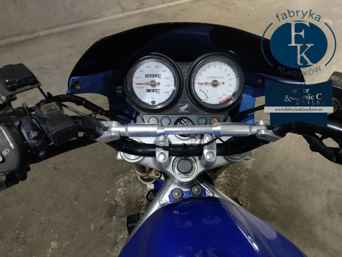 HONDA VTR250 - zdjęcie 6