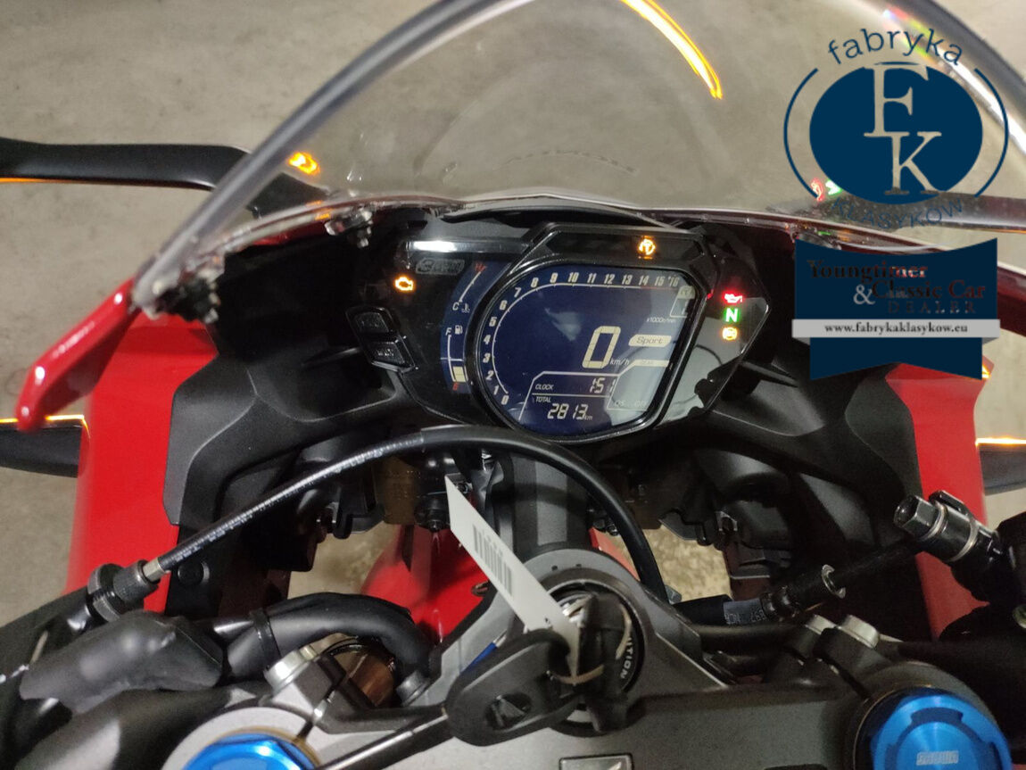 HONDA CBR250RR  - zdjęcie 6