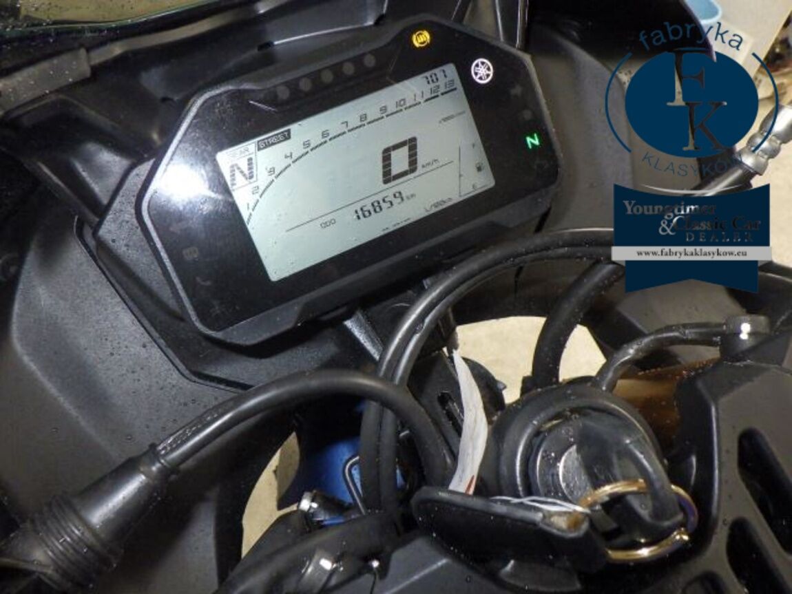 YAMAHA YZF-R15  - zdjęcie 14