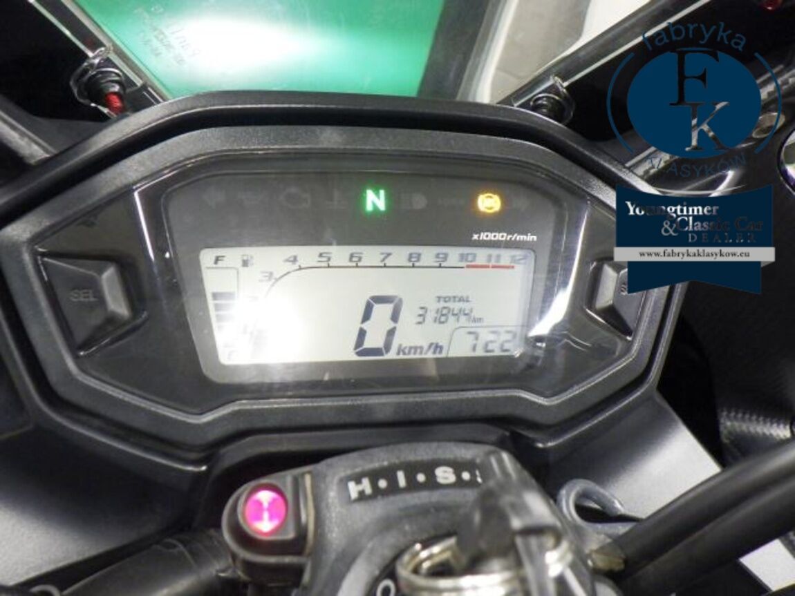 HONDA CBR400R ABS 2017 - zdjęcie 13
