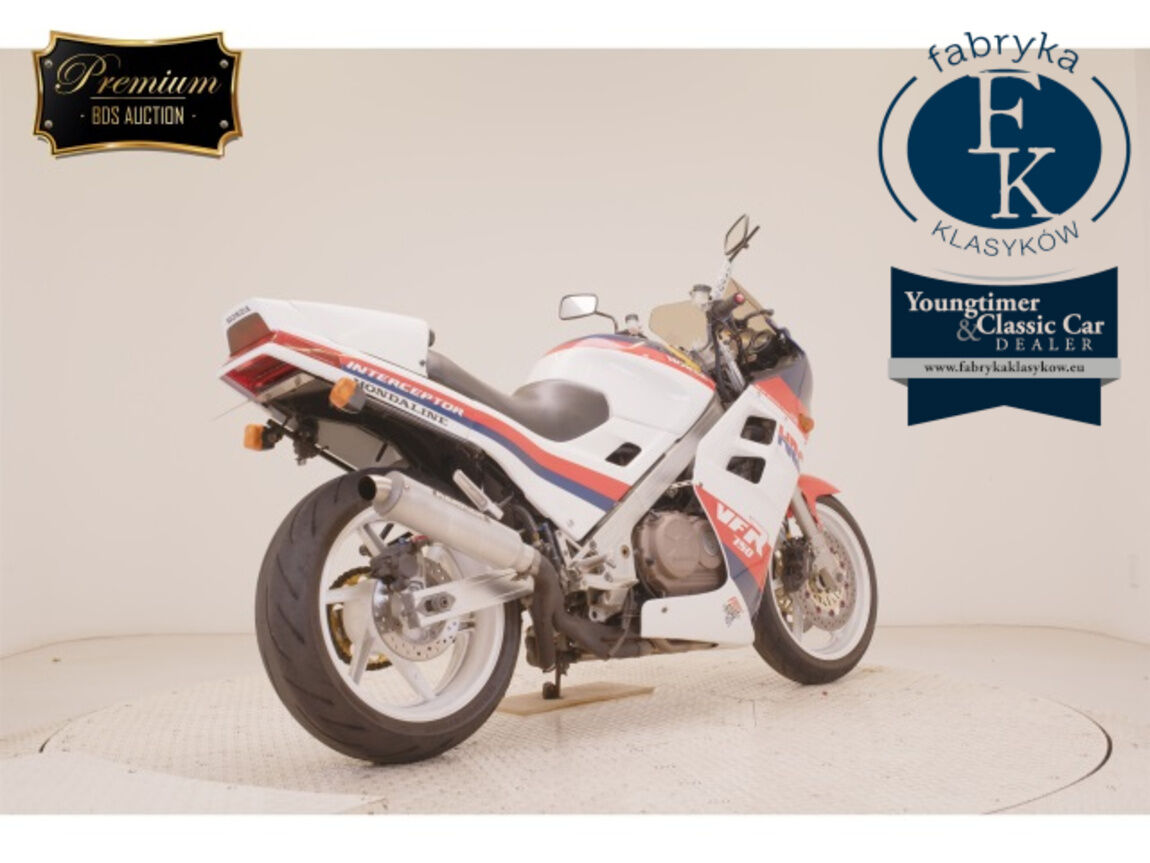 HONDA VFR750F 2011 - zdjęcie 6