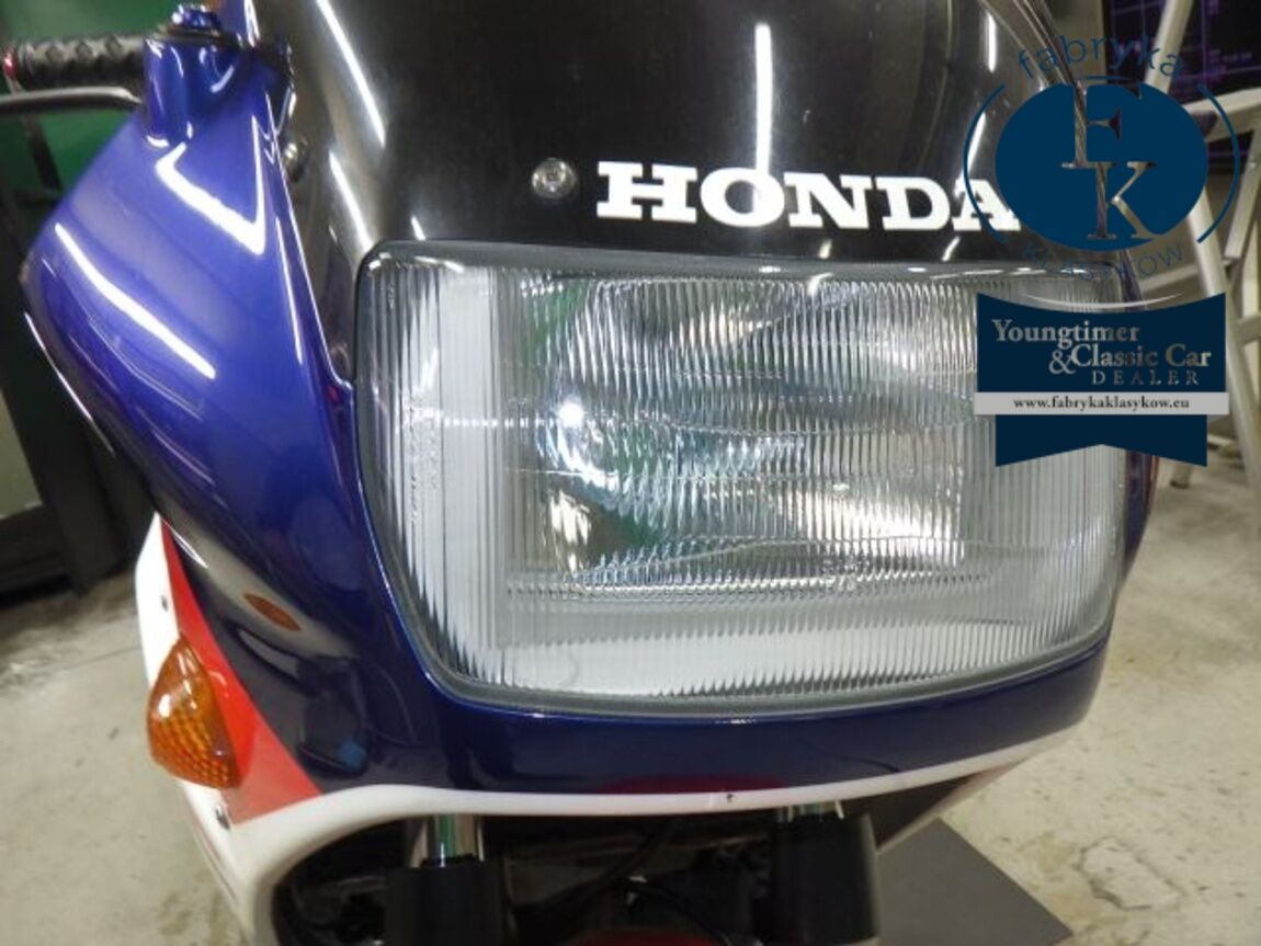 HONDA VFR750F 2011 - zdjęcie 16