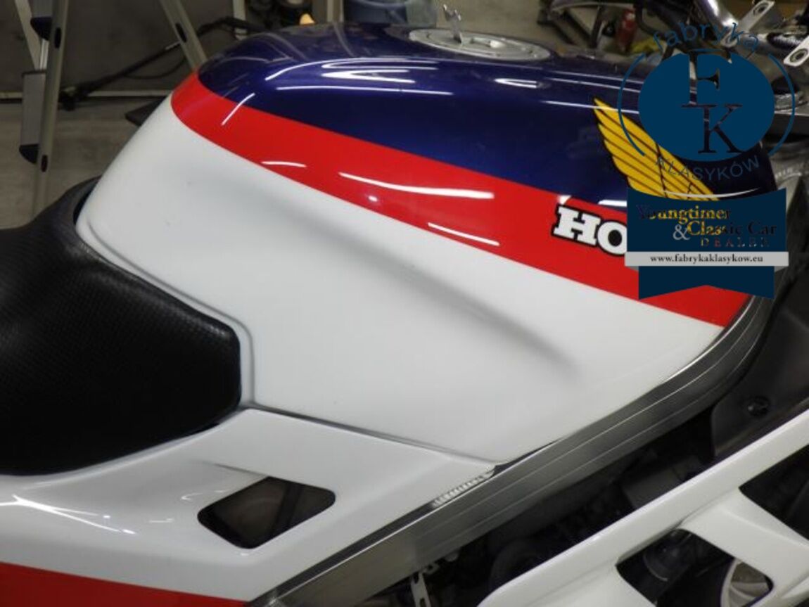 HONDA VFR750F 2011 - zdjęcie 18